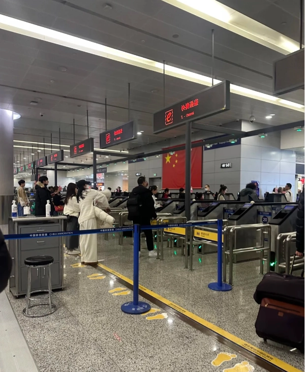 Guangzhou airport arrival tips