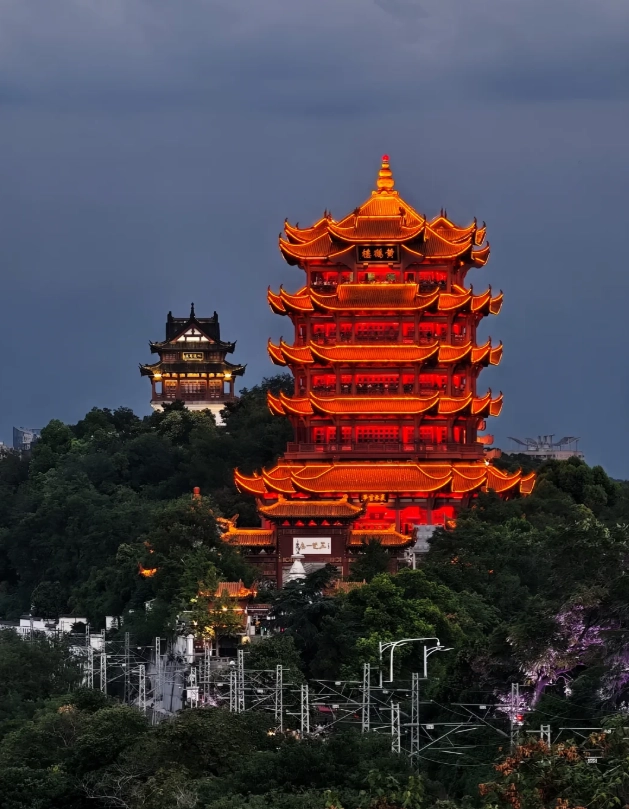 Photo of Yellow Crane Tower: best time to photograph Yellow Crane Tower