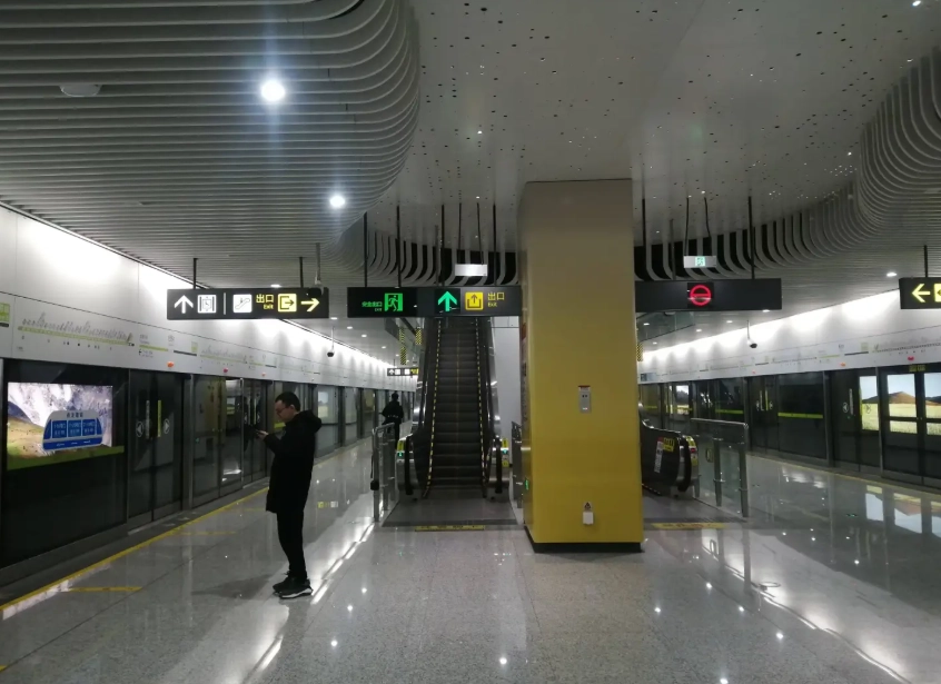 Guilin Transport for Foreigners: Skip the Crowds & Save Money