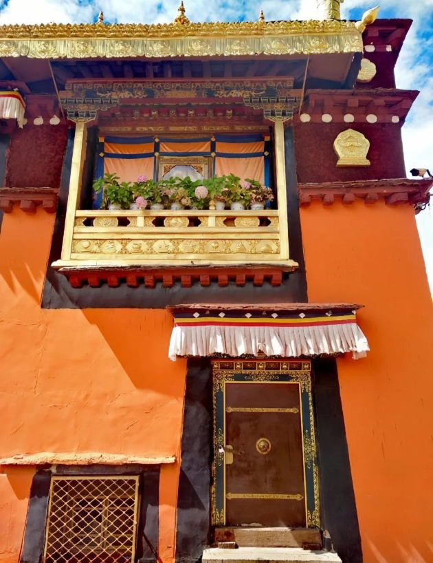 Jokhang Temple guide Jokhang Temple guide