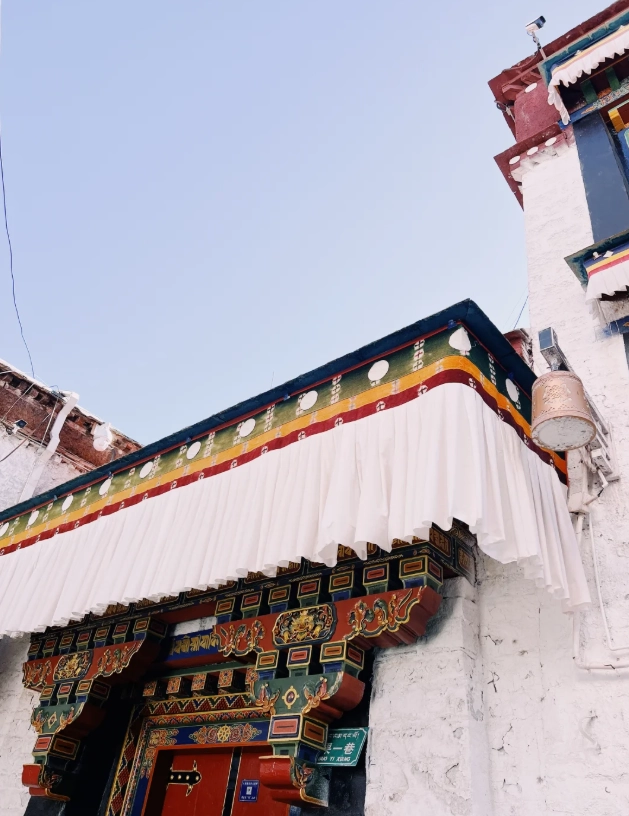 Is Barkhor Street worth visiting Is Barkhor Street worth visiting