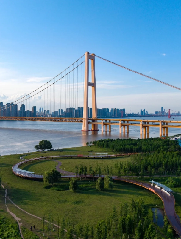 Wuhan English speaking Wuhan English speaking