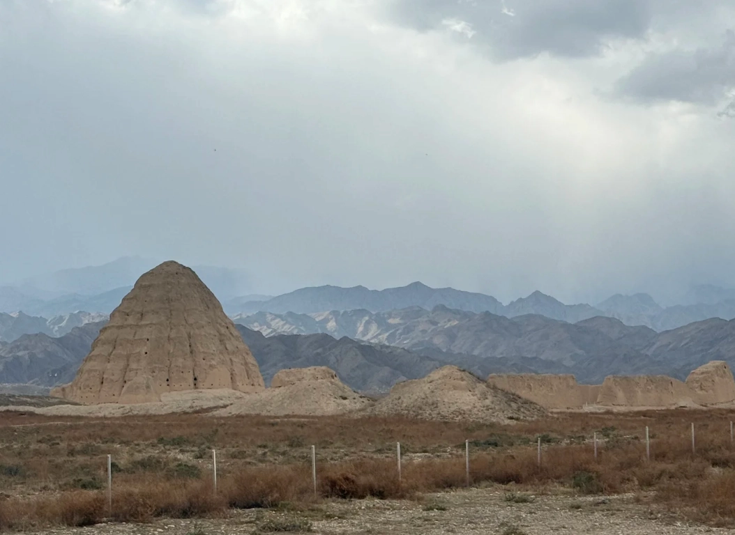 Yinchuan to Western Xia Imperial Tombs transportation Yinchuan to Western Xia Imperial Tombs transportation