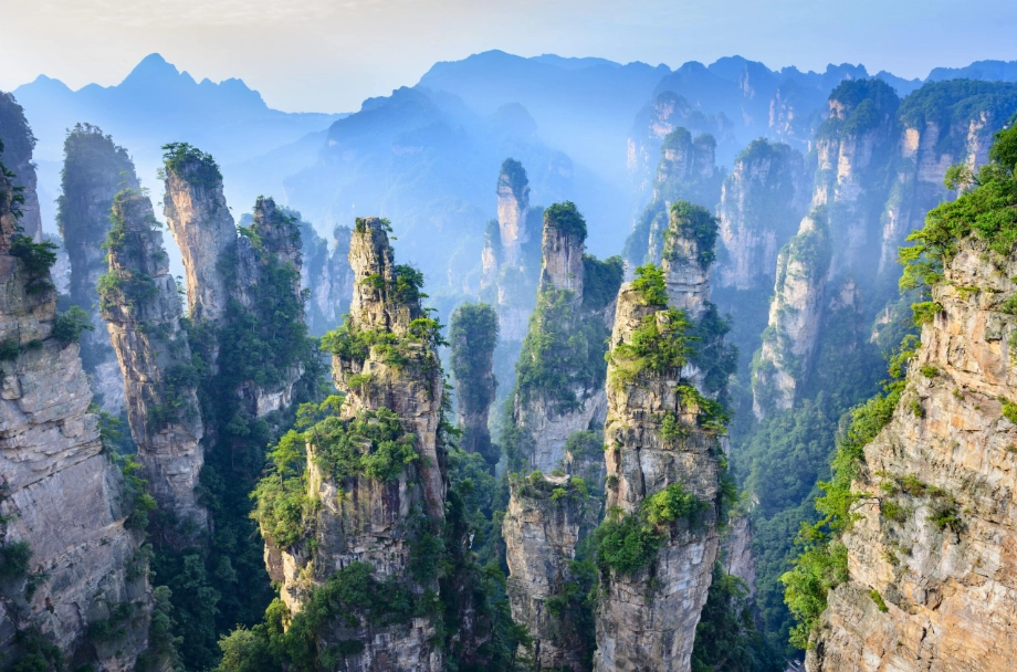 Chongqing to Zhangjiajie Route: Skip the Crowds & Save Time