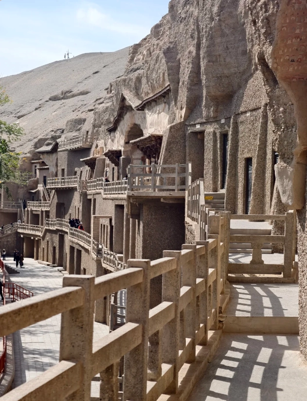 Dunhuang with kids Dunhuang with kids