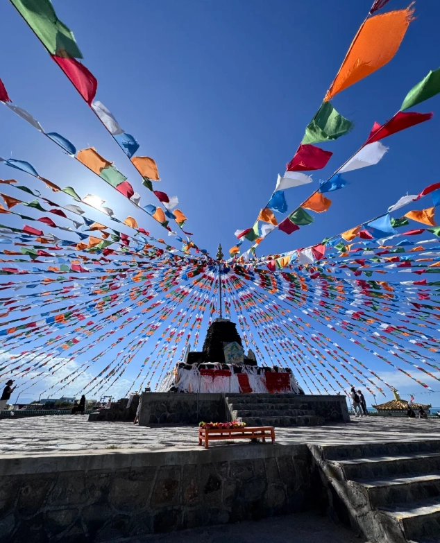 Xining to Dunhuang Loop: Skip the Crowds with a Local Guide's Itinerary