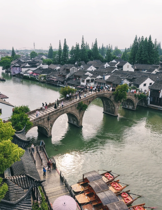 Zhujiajiao water town guide Zhujiajiao water town guide