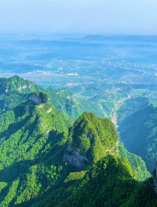 Tianmen Mountain glass bridge photos Tianmen Mountain glass bridge photos