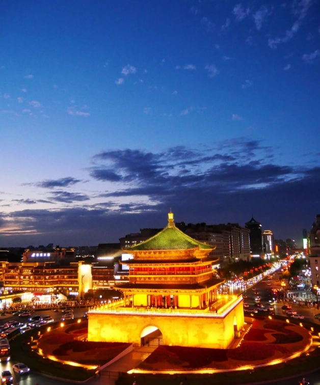 Xi'an Bell Tower night view Xi'an Bell Tower night view