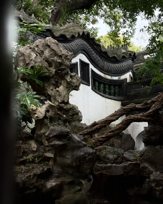 How to Get to Yu Garden: Skip the Tourist Traps & Save Time