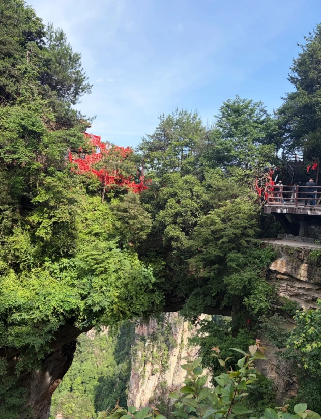 avoiding crowds Zhangjiajie avoiding crowds Zhangjiajie