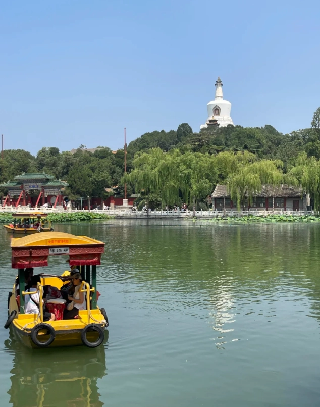 Beihai Park rowboat price