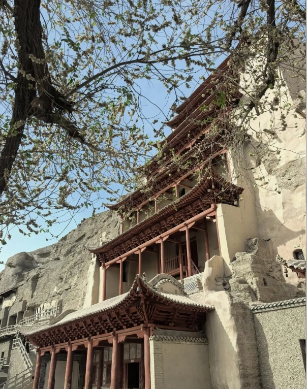 Mogao Caves guided tour Mogao Caves guided tour