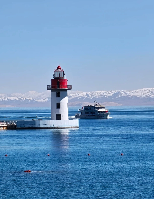 How to Get to Qinghai Lake: Xining Bus, Driving & Tour Tips