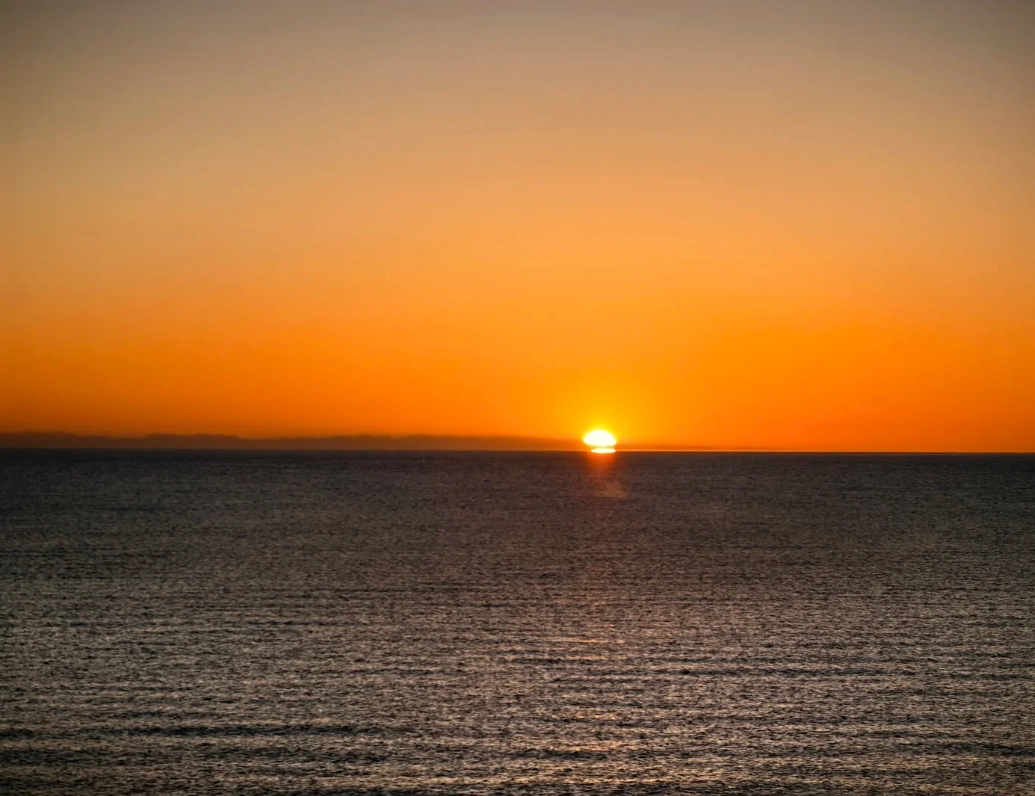 where to watch sunrise Qinghai Lake