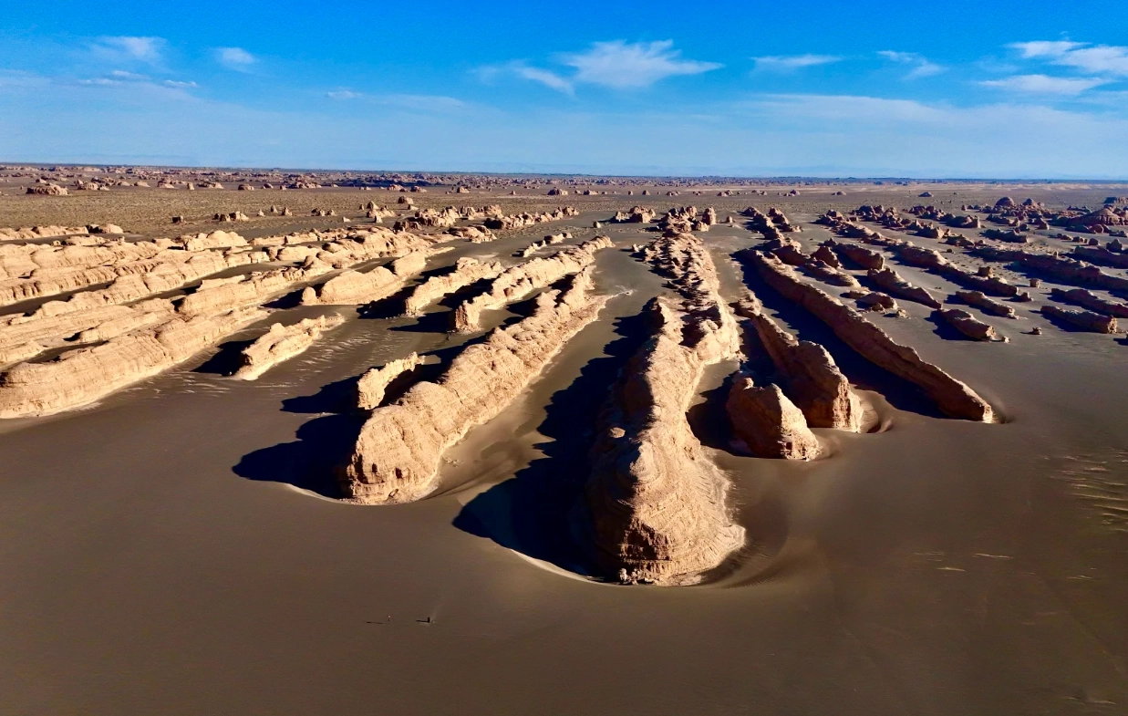 Dunhuang Yardang hiking routes