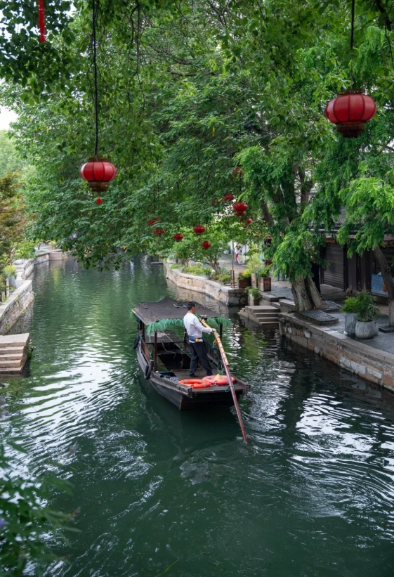 Zhujiajiao Boat Ride Price: Don't Get Overcharged