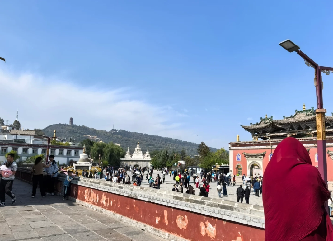 what to wear in Kumbum Monastery