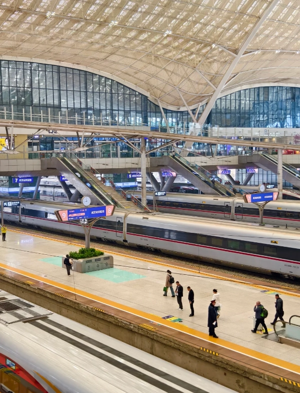 Wuhan station transfer