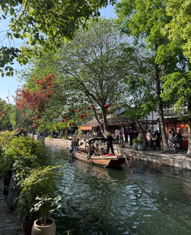 Zhujiajiao Water Town Guided Tour: Insider Tips for a Smooth Visit
