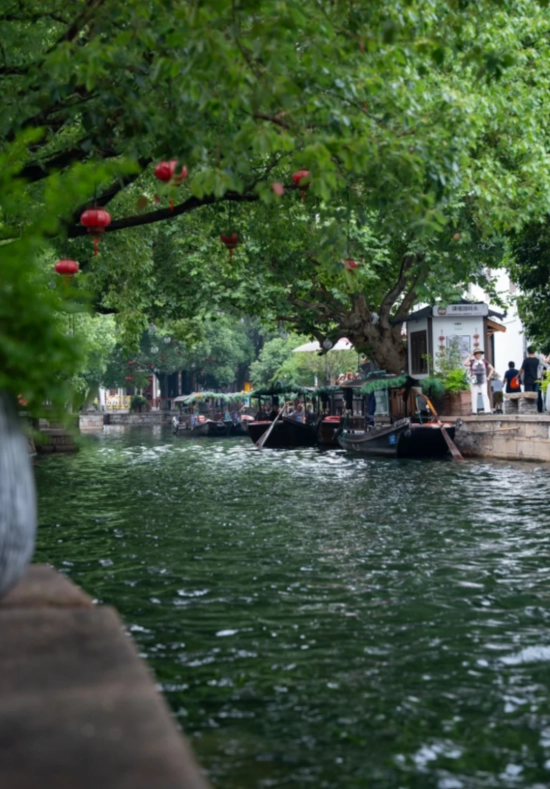 Zhujiajiao canal boat tour price Zhujiajiao canal boat tour price