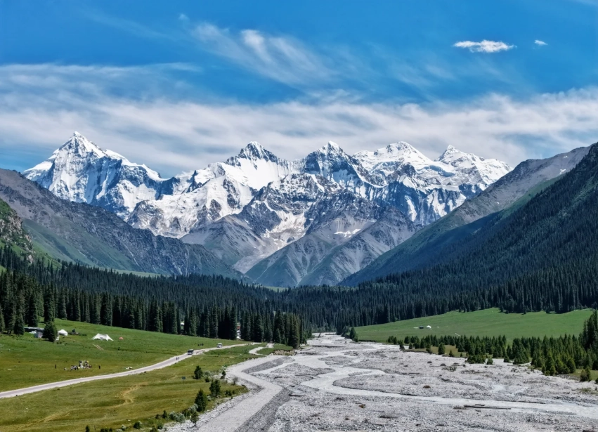 Urumqi English Travel Guide: Essential Tips for Foreign Visitors