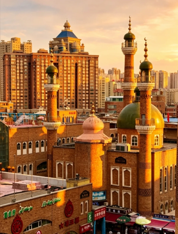 How Long to Spend at Xinjiang International Grand Bazaar: 2–3 Hours Enough