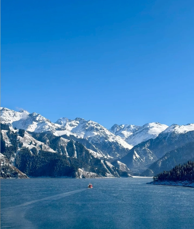 Urumqi Winter Travel Guide: Avoid Tourist Traps & Ice
