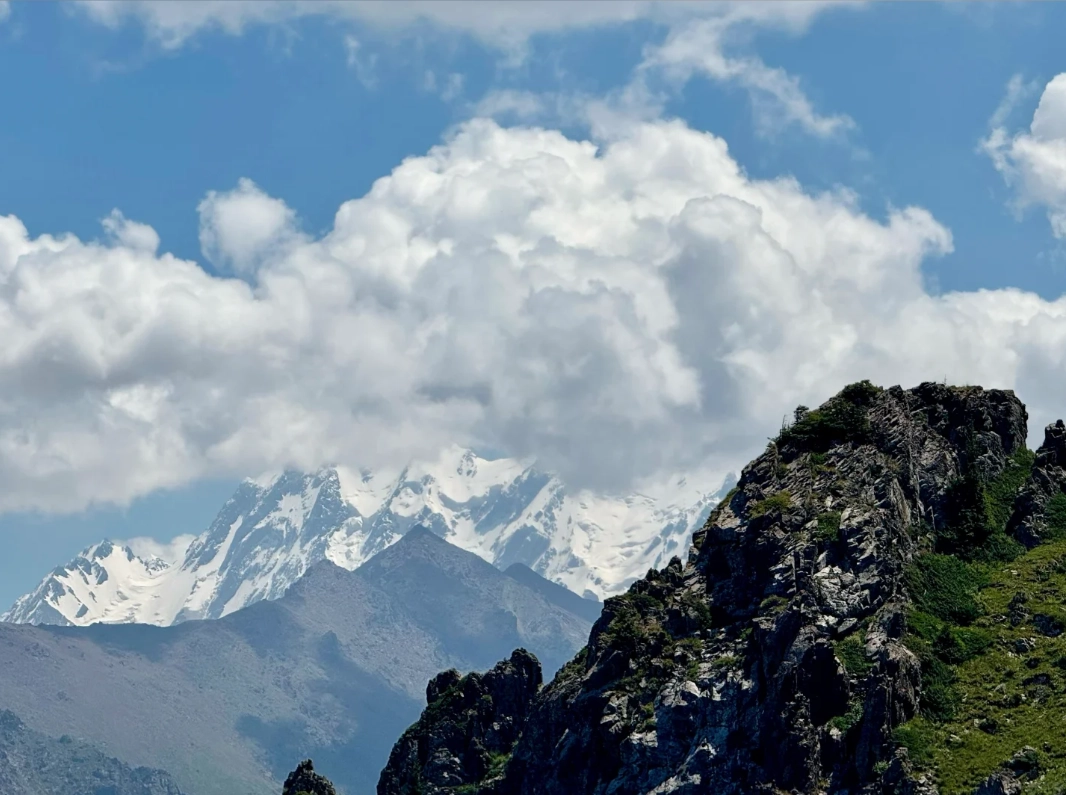 How to Visit Heavenly Lake of Tianshan: Insider Tips for a Smooth Trip