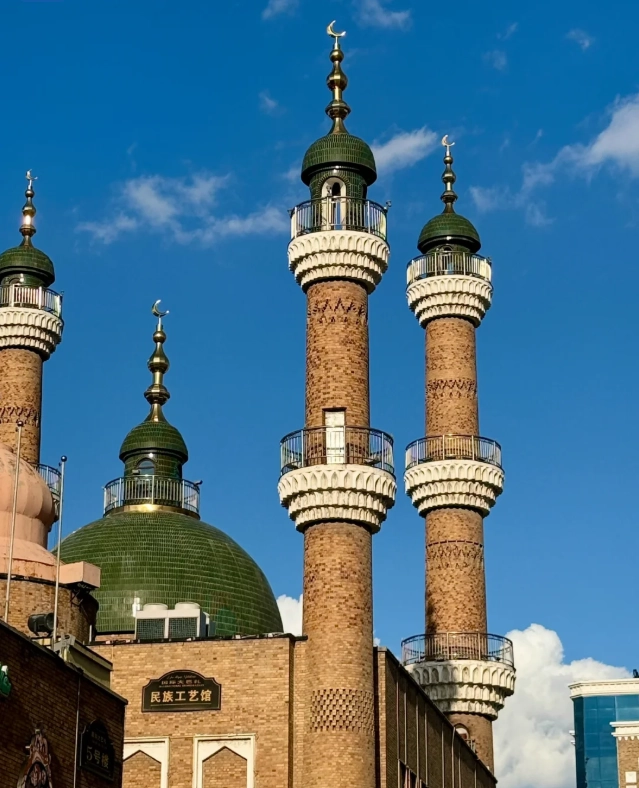 Best time to visit Xinjiang International Grand Bazaar: Crowd-free guide