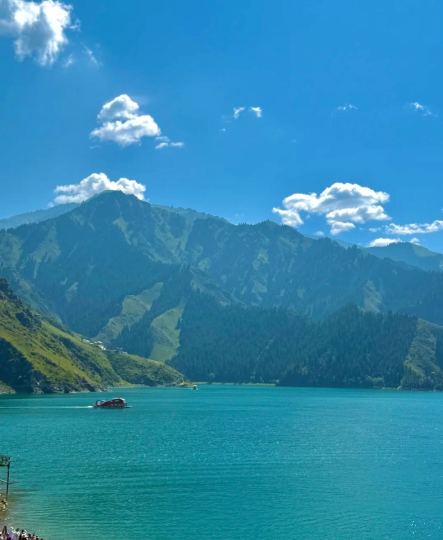 Tianshan Lake parking fee