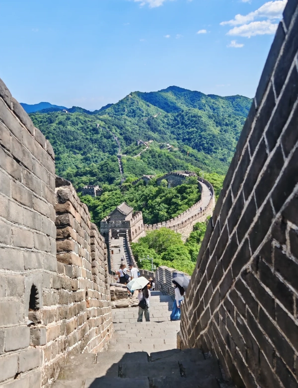 Mutianyu Great Wall vs Badaling Mutianyu Great Wall vs Badaling