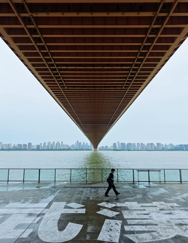 best time to visit Wuhan bridge best time to visit Wuhan bridge