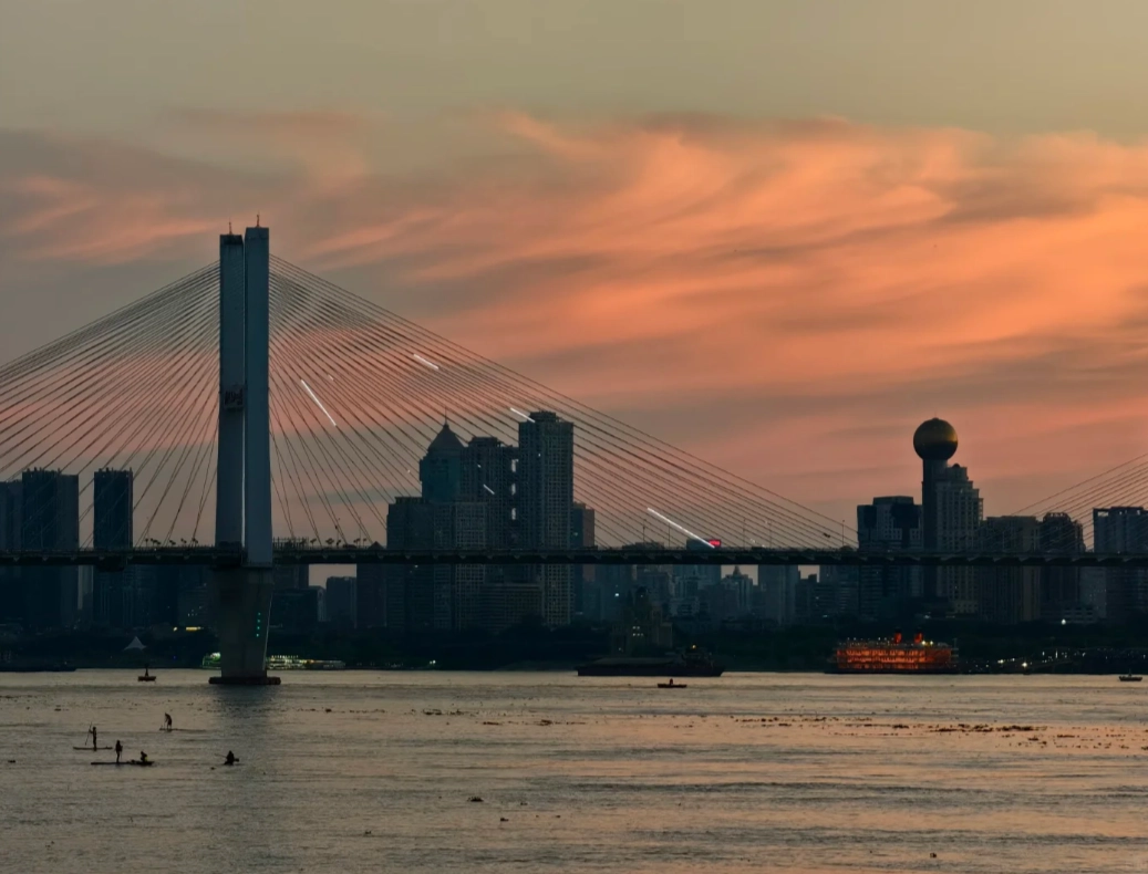 Wuhan Yangtze River Bridge best photo spots Wuhan Yangtze River Bridge best photo spots