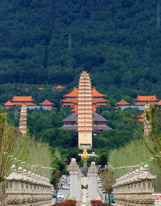 Three Pagodas photography Three Pagodas photography