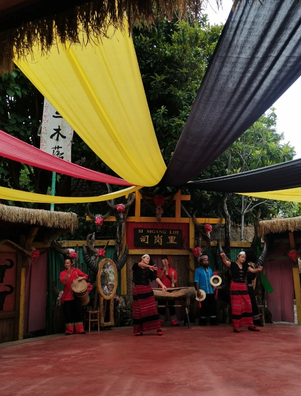 Yunnan Nationalities Village transportation Yunnan Nationalities Village transportation