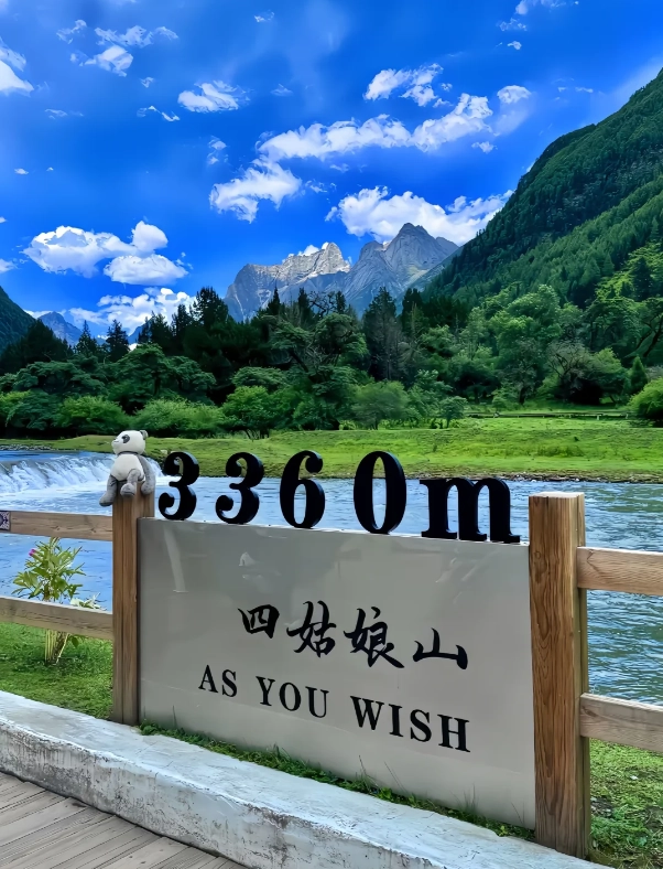 Is Mount Siguniang Worth Visiting: Honest Guide for Foreigners