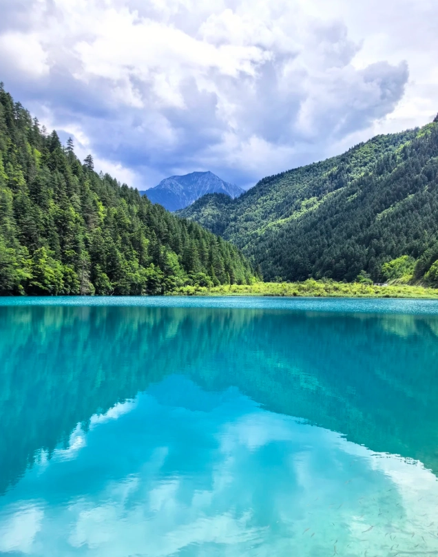 Jiuzhaigou guided tour Jiuzhaigou guided tour