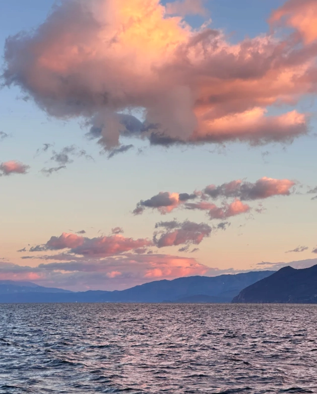 Erhai Lake travel tips Erhai Lake travel tips