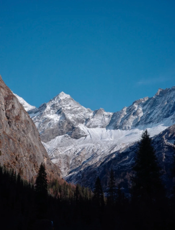 Sichuan mountain hiking tours Sichuan mountain hiking tours