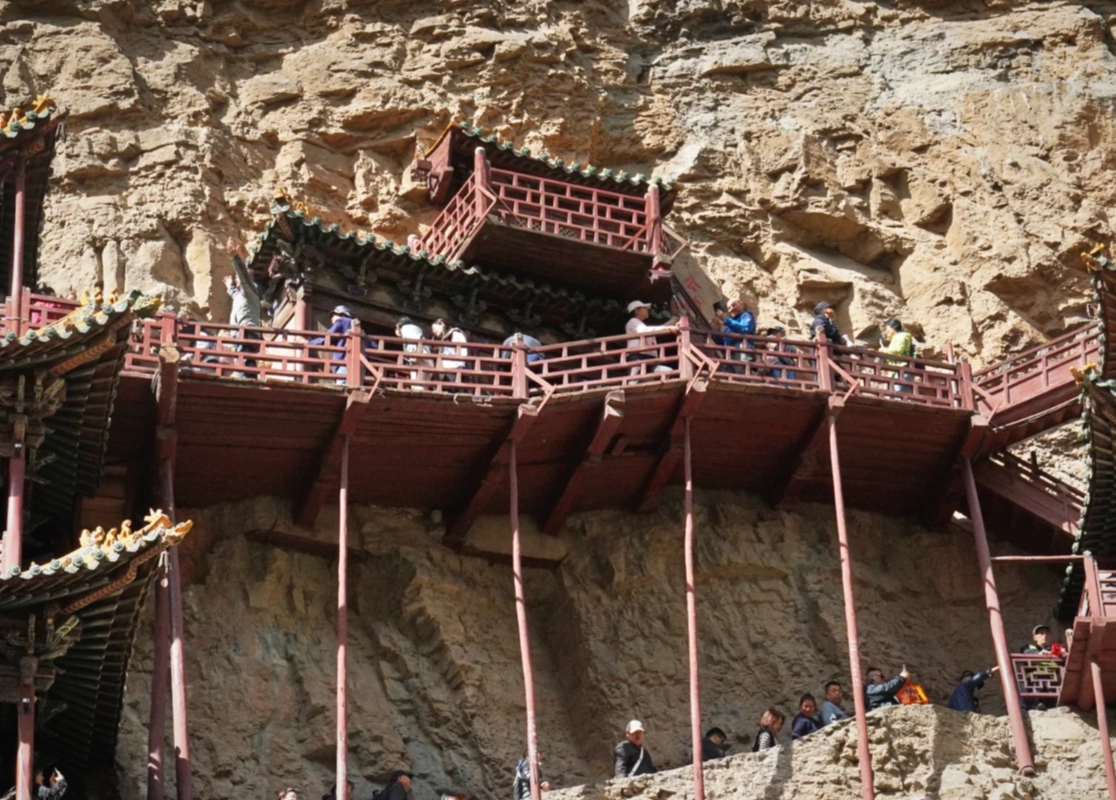 Hanging Temple opening hours