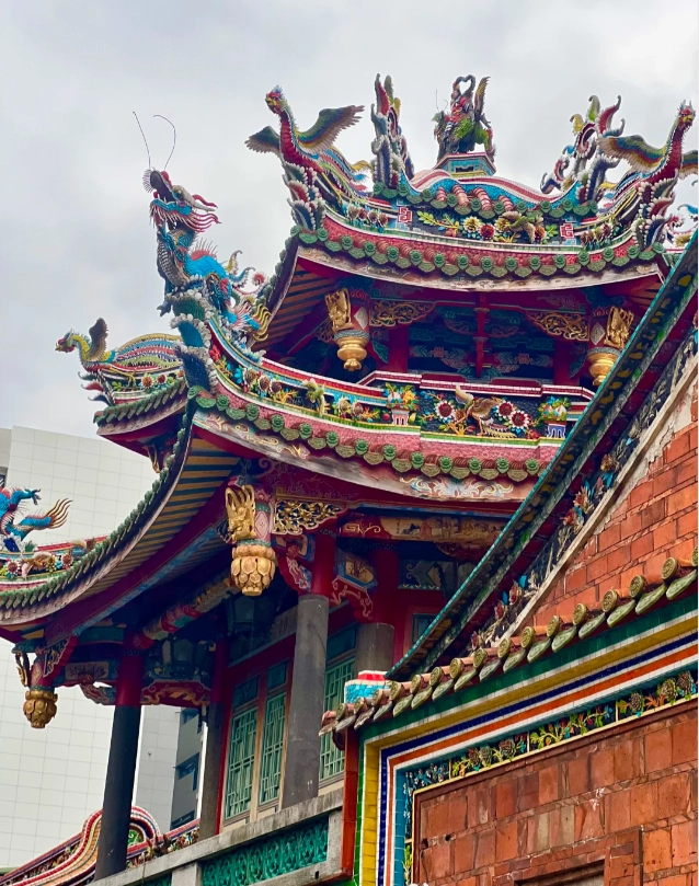 longshan temple free entry