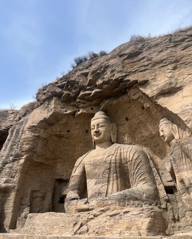 How to visit Yungang Grottoes: Skip the crowds & fees
