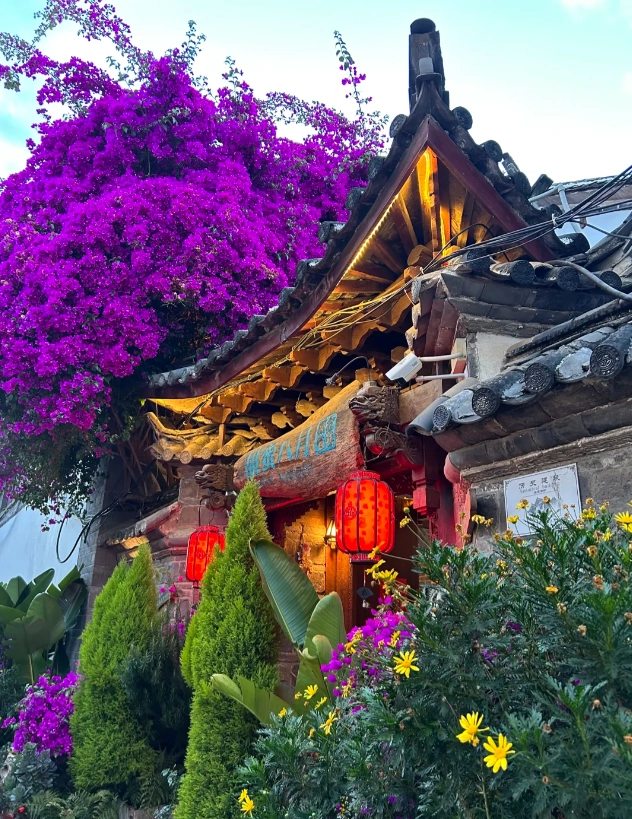 Lijiang Old Town entrance fee Lijiang Old Town entrance fee