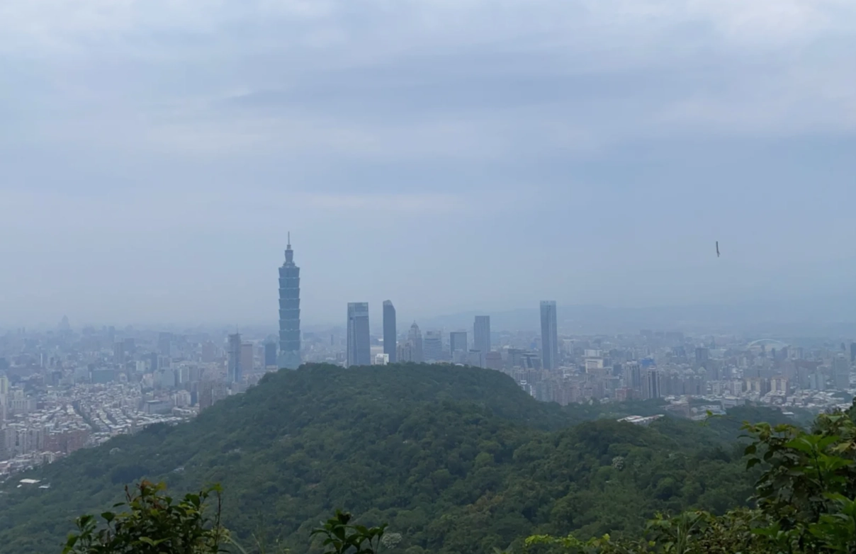 Elephant Mountain hiking guide Elephant Mountain hiking guide