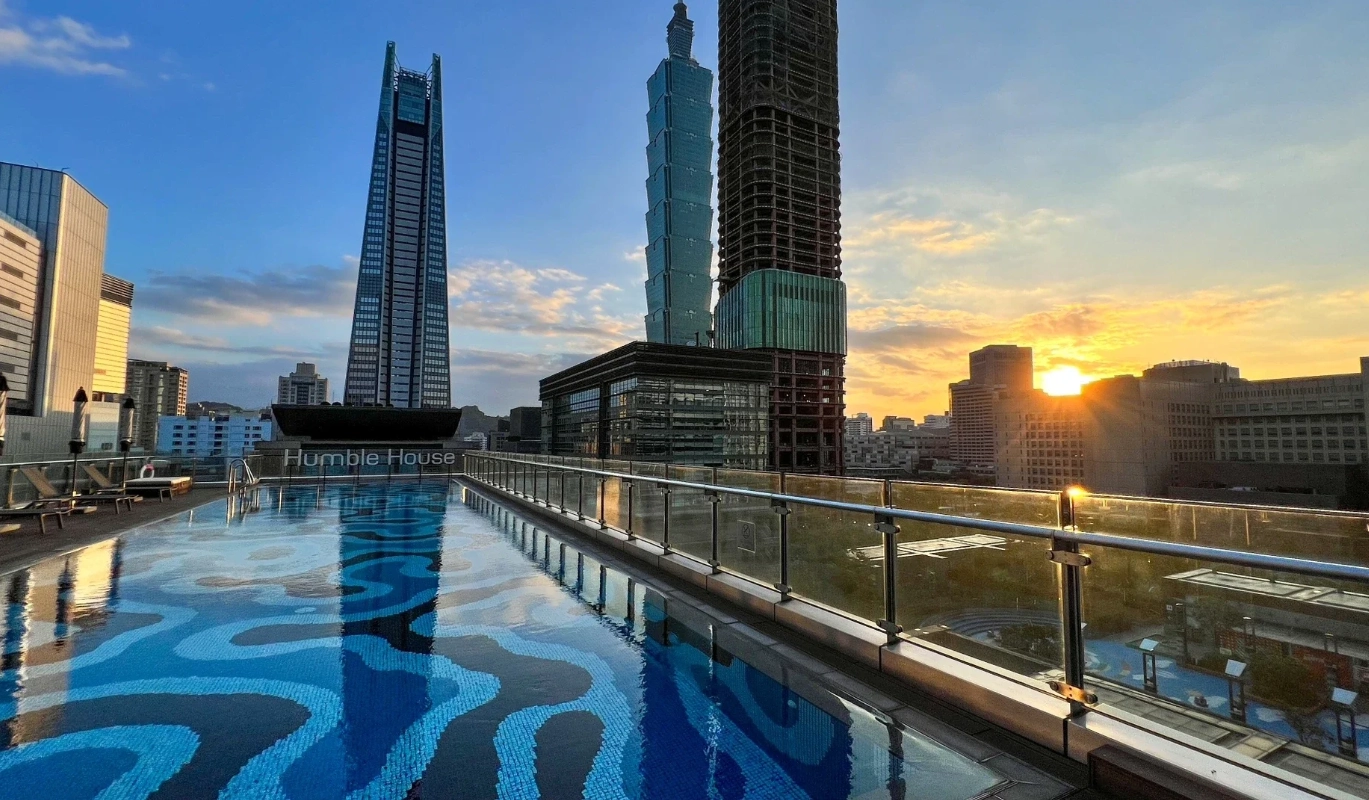 best hotels near Taipei 101