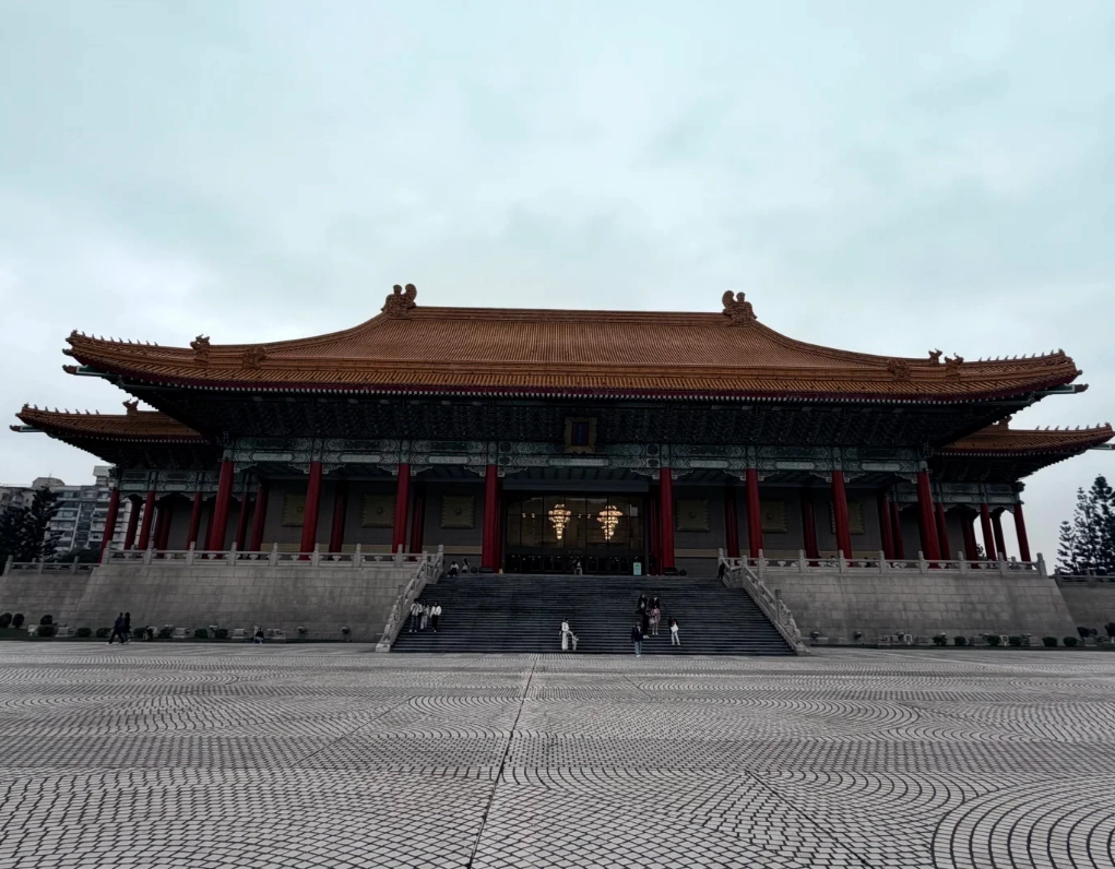 Photo of Chiang Kai-shek Memorial Hall: CKS Memorial Hall tour duration