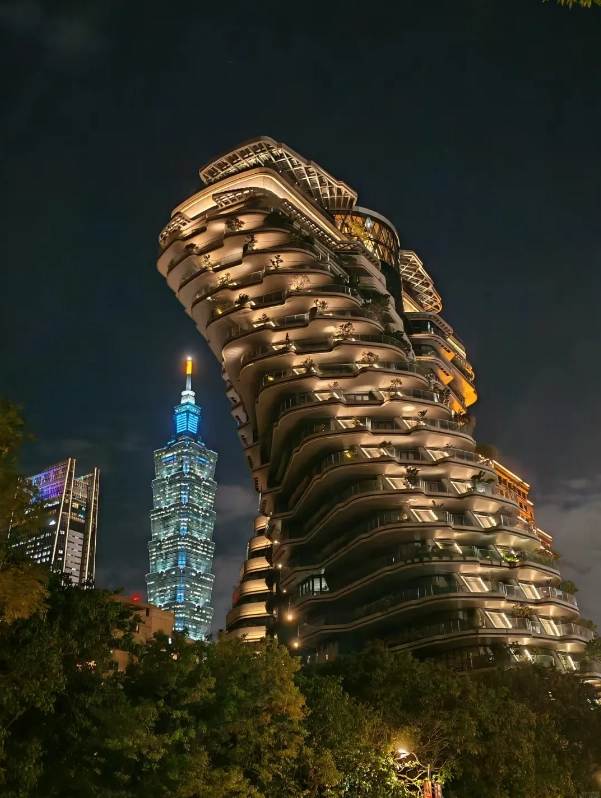 Taipei 101 sunset photography