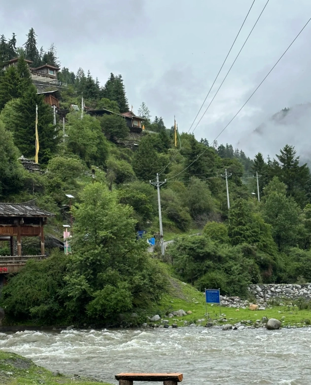 Dagu Glacier National Park travel tips