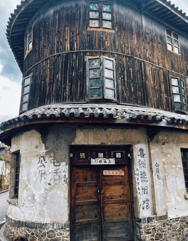 Xizhou Ancient Town Opening Hours: Avoid the Crowd Trap